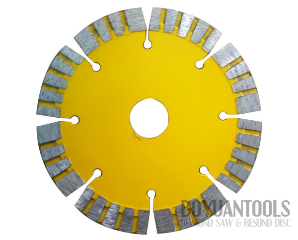 Cold pressed Dry-Turbo rim concrete saw