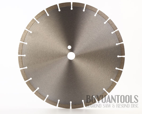 Cold pressed Segmented rim concrete saw 